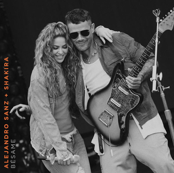 Alejandro Sanz y Shakira besame 02