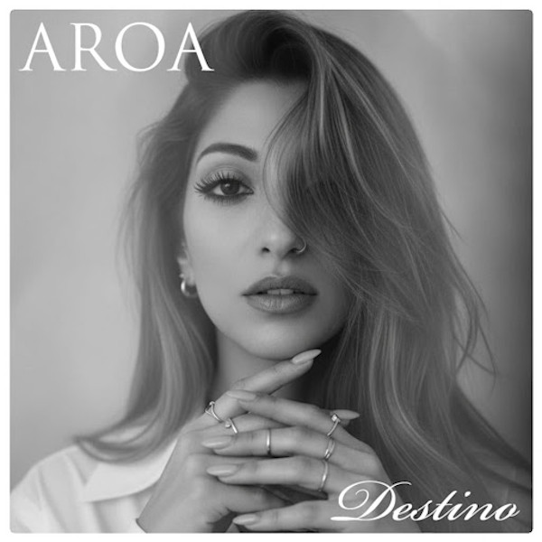 Aroa estrena 'Destino', el himno flamenco-pop que convierte los encuentros casuales en una certeza escrita en las estrellas