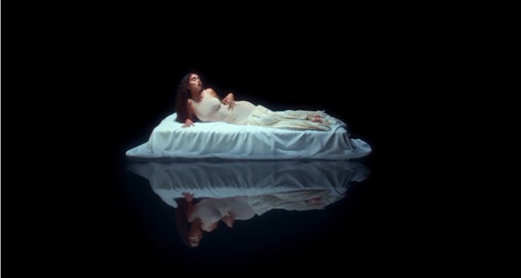 Eva Ruiz estrena “Mala”, una canción de fuerza y transformación nacida de sus propias experiencias