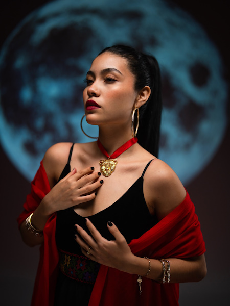 Isaveli Laina Deja Que Salga La Luna