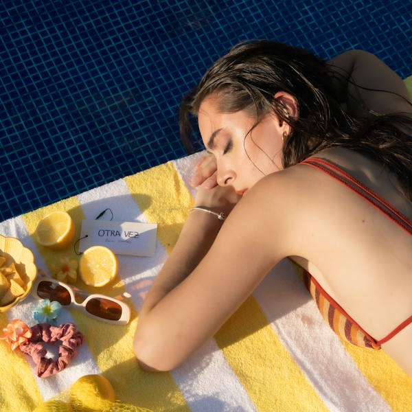 Laia Santos estrena "Otra Vez": el pop rock que transforma la nostalgia en un himno veraniego de energía vital