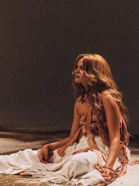 Leslie Grace INMERECIDO