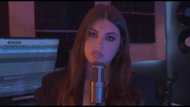 Lucía Baizán Y pienso en ti