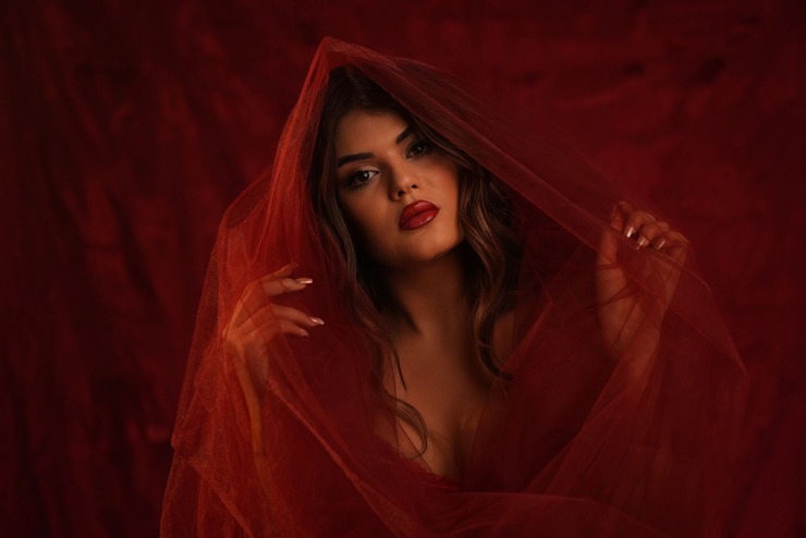 Maria Luna Isla Desierta