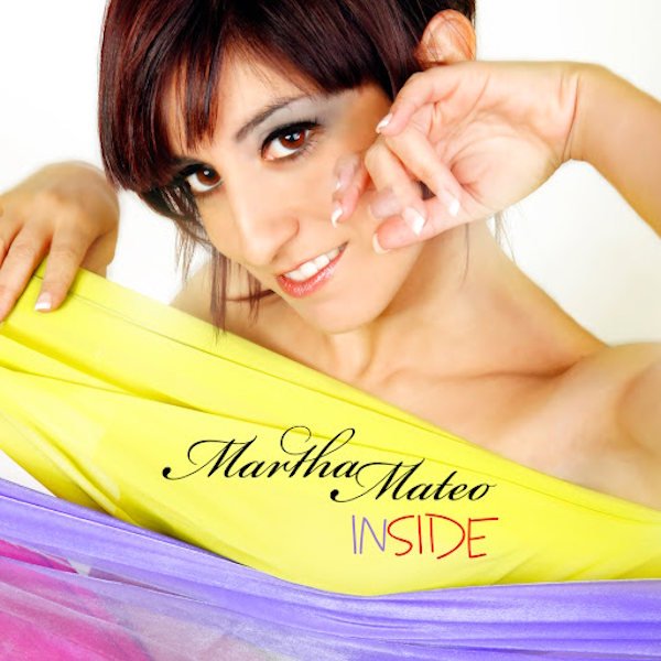 Martha Mateo estrena "Inside", una mirada introspectiva sobre una base de dance-pop