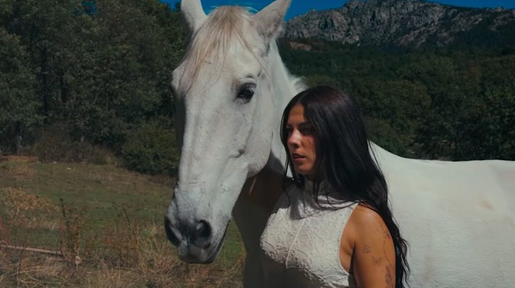 Miriam Rodríguez estrena "Pepa Loba", una canción sobre la fortaleza que esconde las heridas